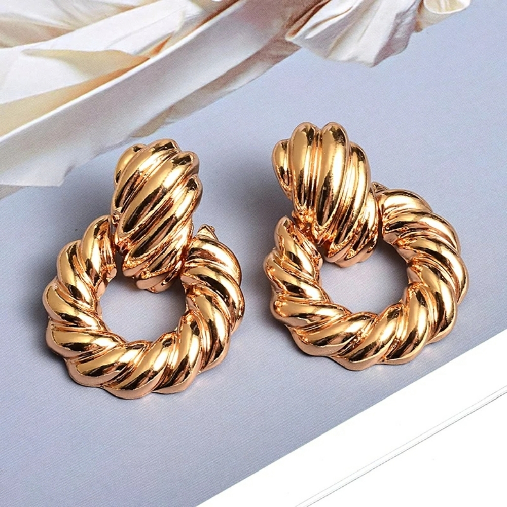 Gold earrings - Picture 8 of 8